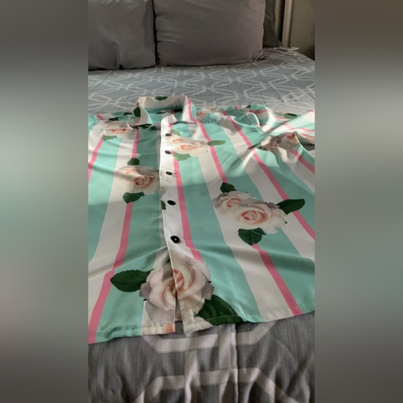 Shirt - Picture 1 of 2